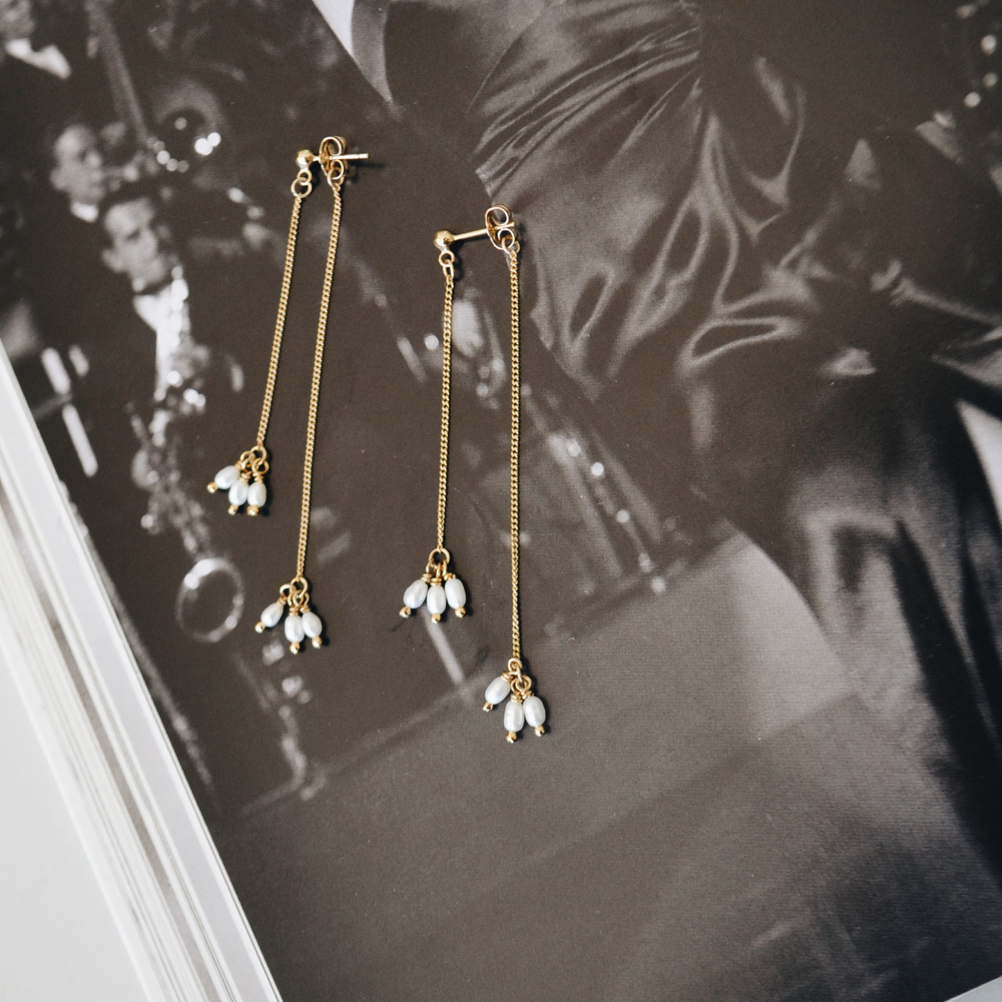 Chandelier Earrings - White Pearl