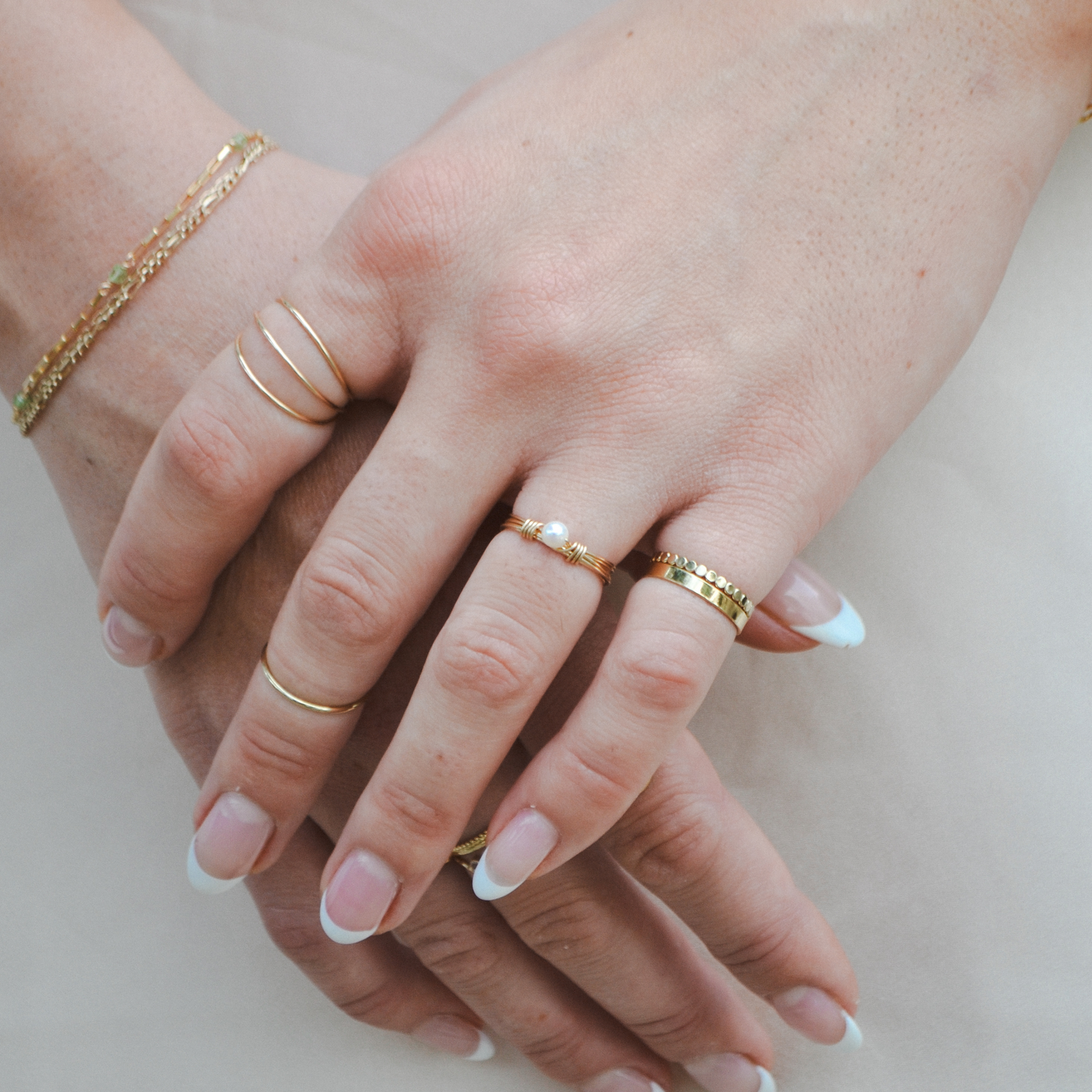 Icon Ring - White Pearl