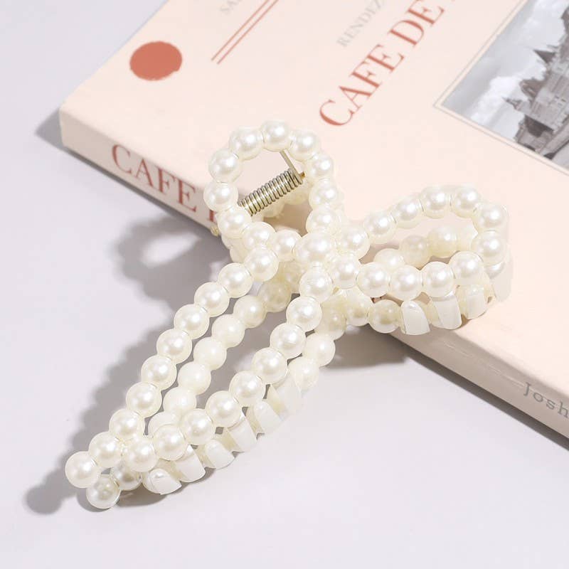 Pearl Bow-Shaped Claw Clip