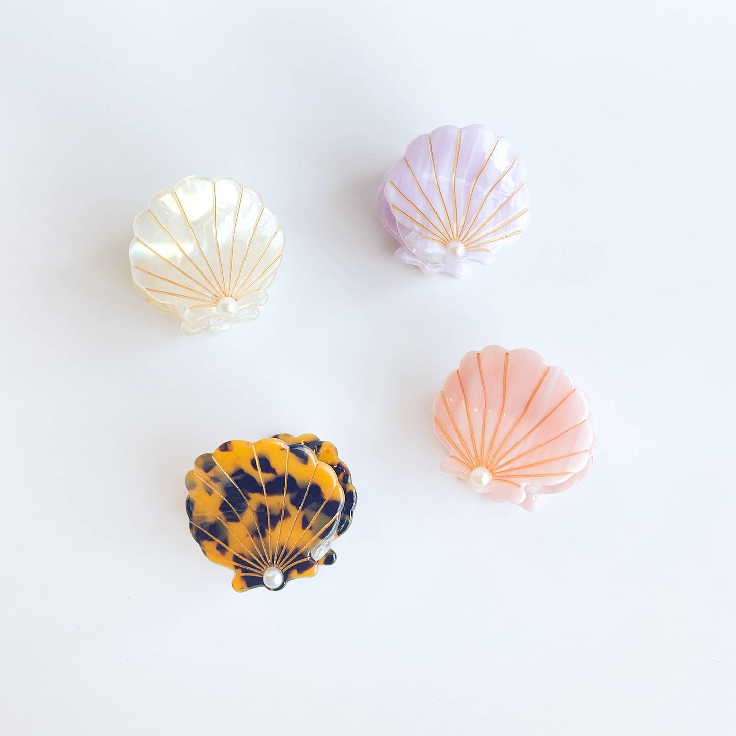 Assorted Pearl Sea Shell Clip - Small