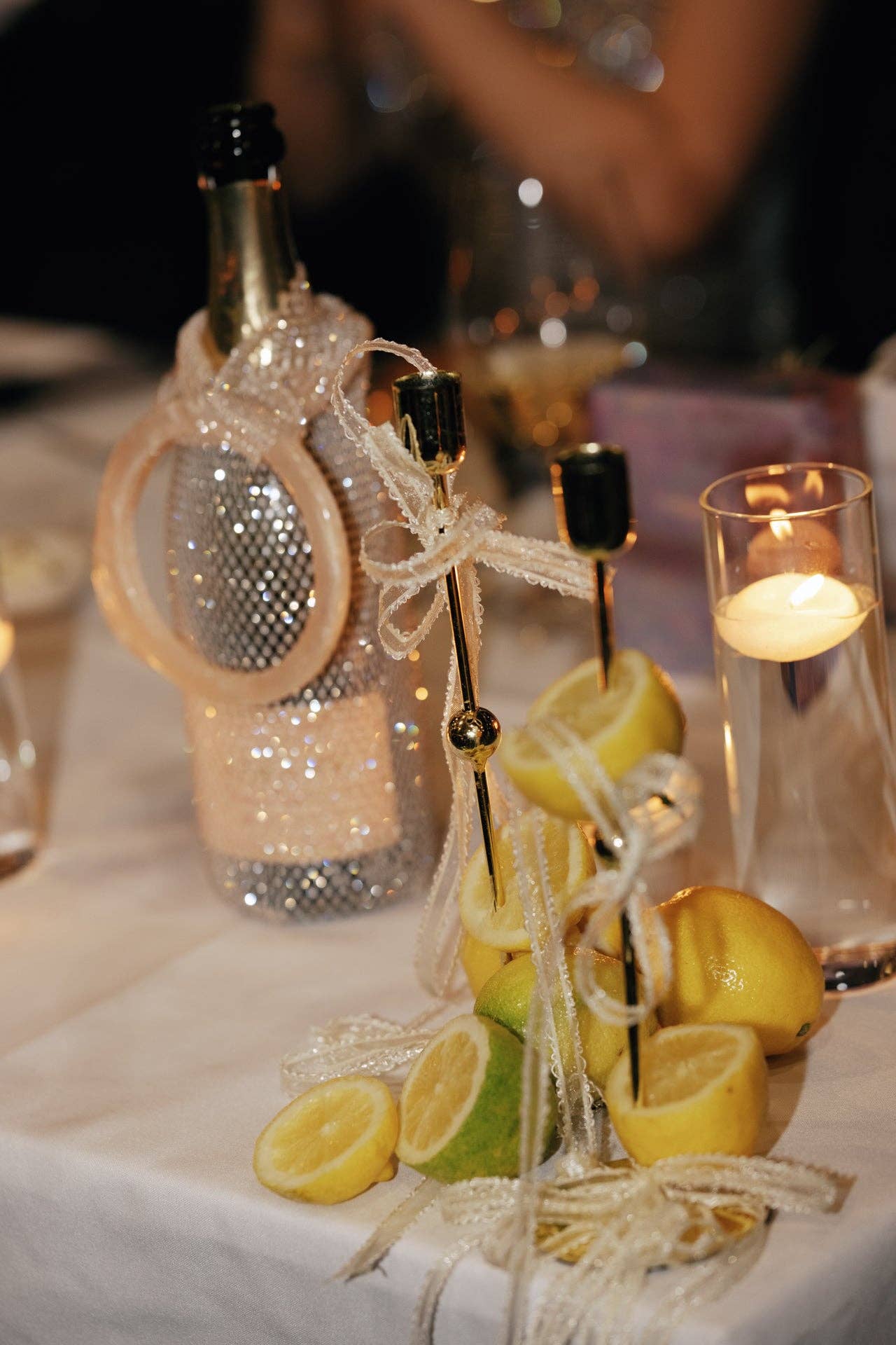 Luxe Crystal Wine Carrier: Pink