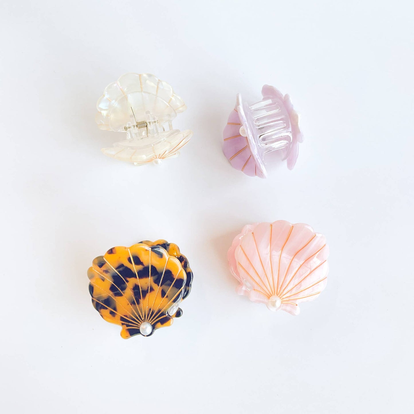 Assorted Pearl Sea Shell Clip - Small