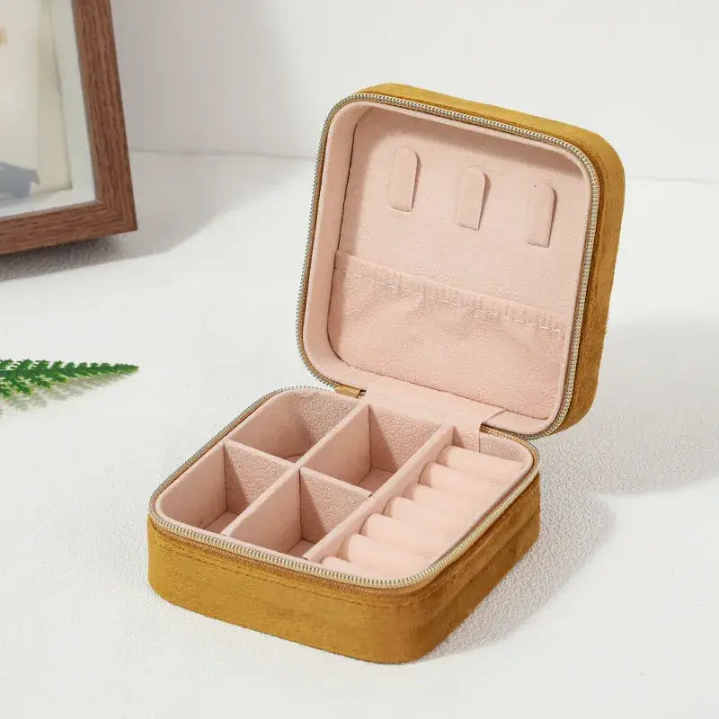 Plush Jewelry Box - Black