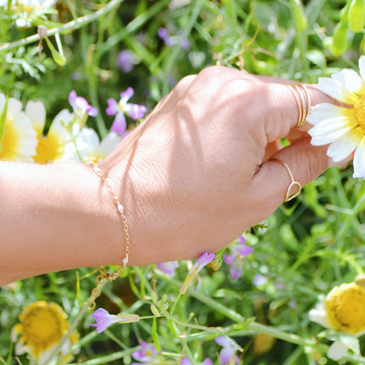 Glisten Bracelet - White Pearl