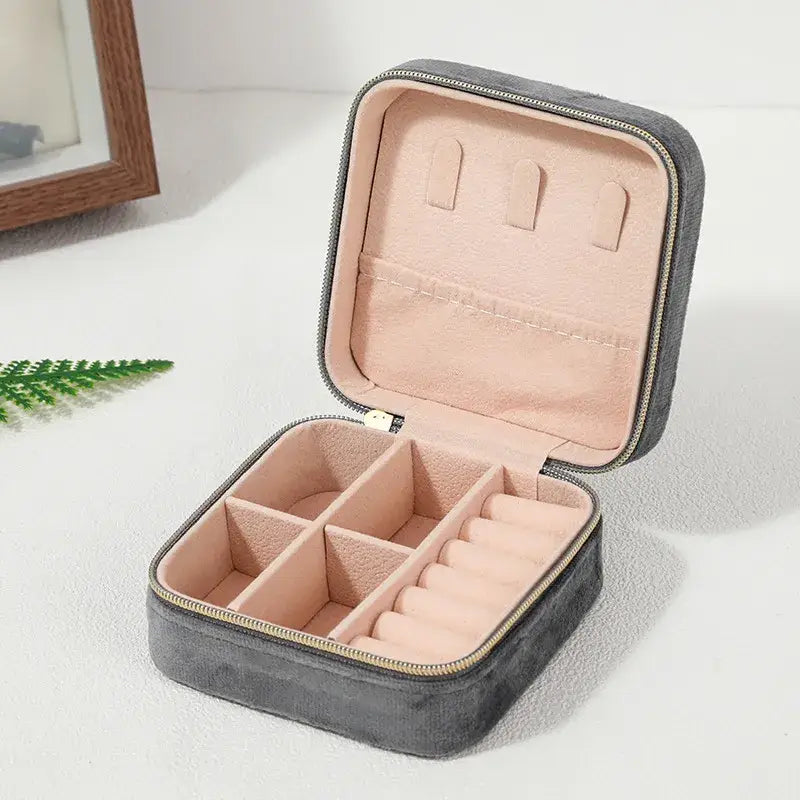 Plush Jewelry Box - Black