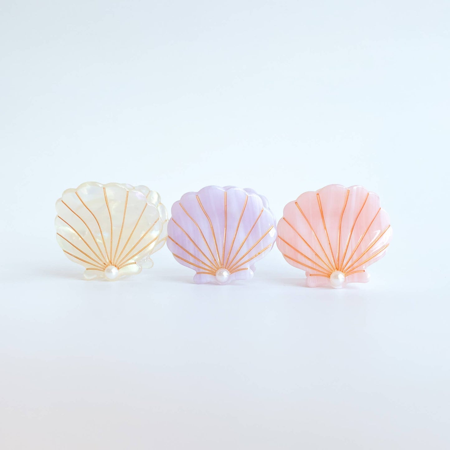 Assorted Pearl Sea Shell Clip - Small