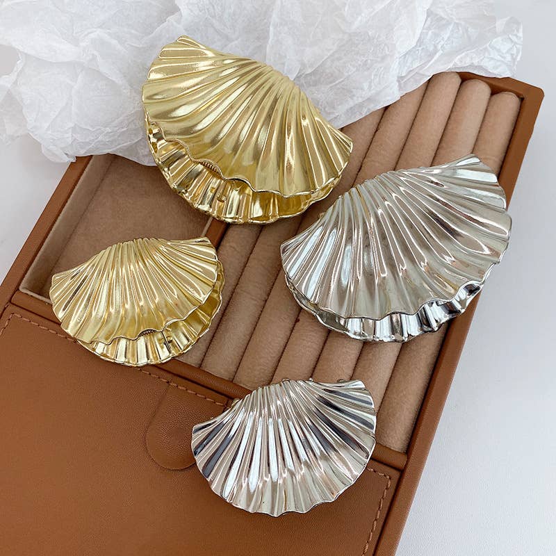 Shell-Shaped Metal Hair Claw Clips Chic Hair Accessories: Gold / Small